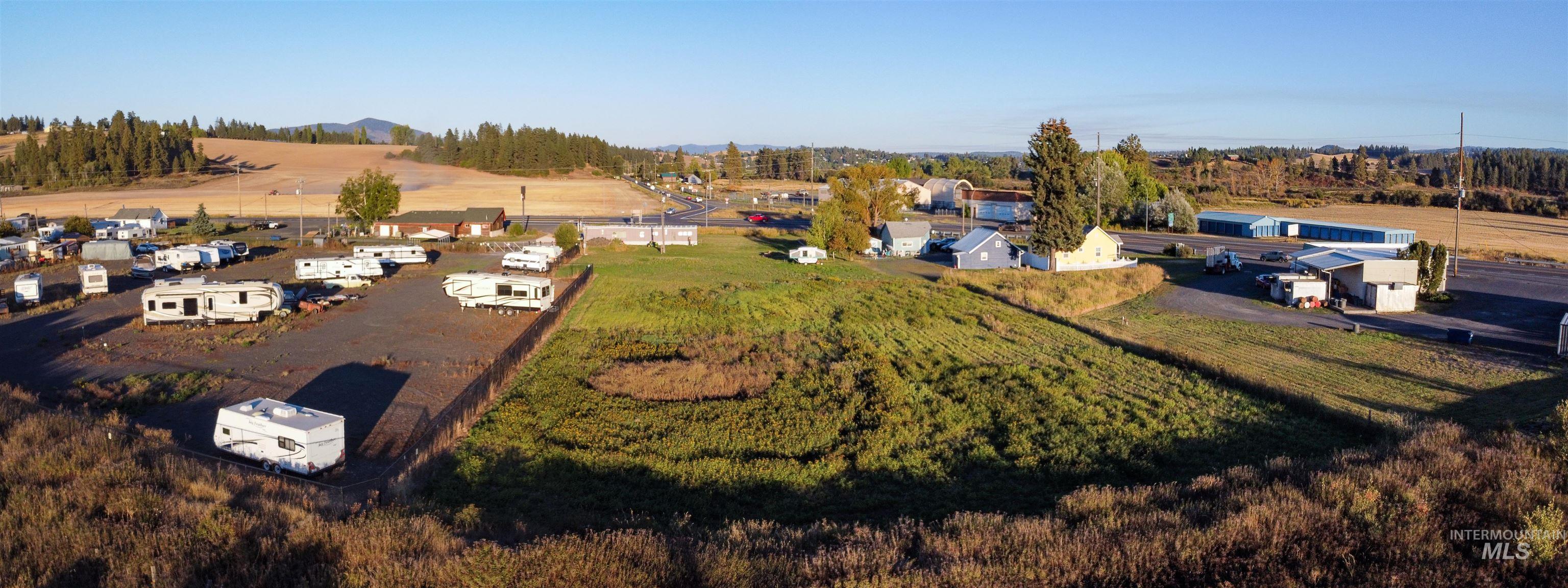 5513 N Hwy 95 Property Photo 6