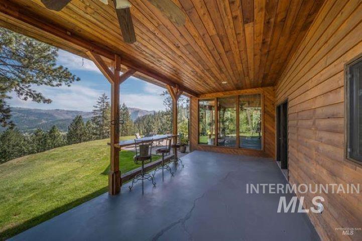 110 Pineway Lane Property Photo 24