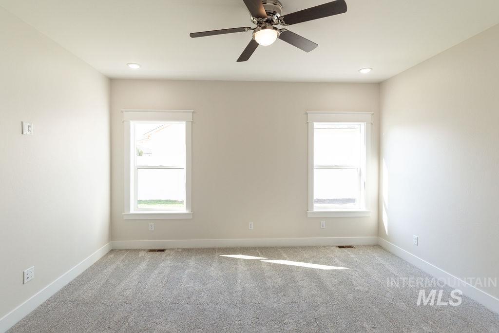 1396 Haizlee Way Property Photo 12