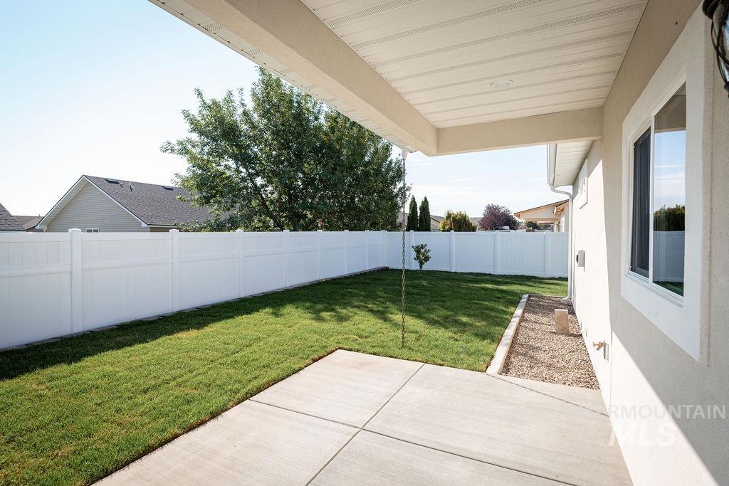 1396 Haizlee Way Property Photo 42