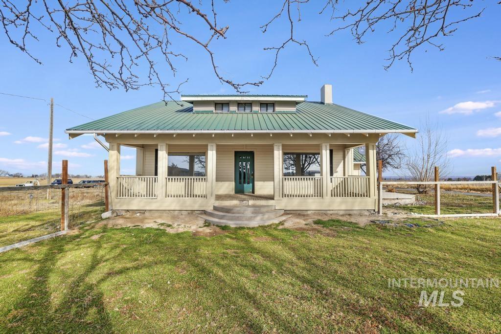 176 3600 N Property Photo 1