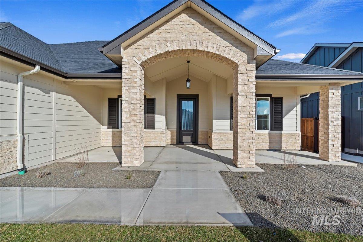 1438 W Ultar Dr. Property Photo 4