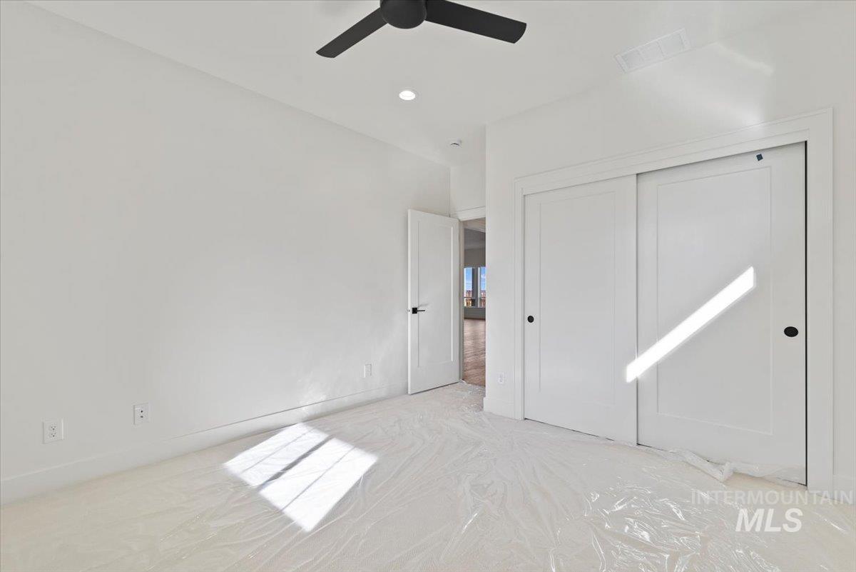 1438 W Ultar Dr. Property Photo 23