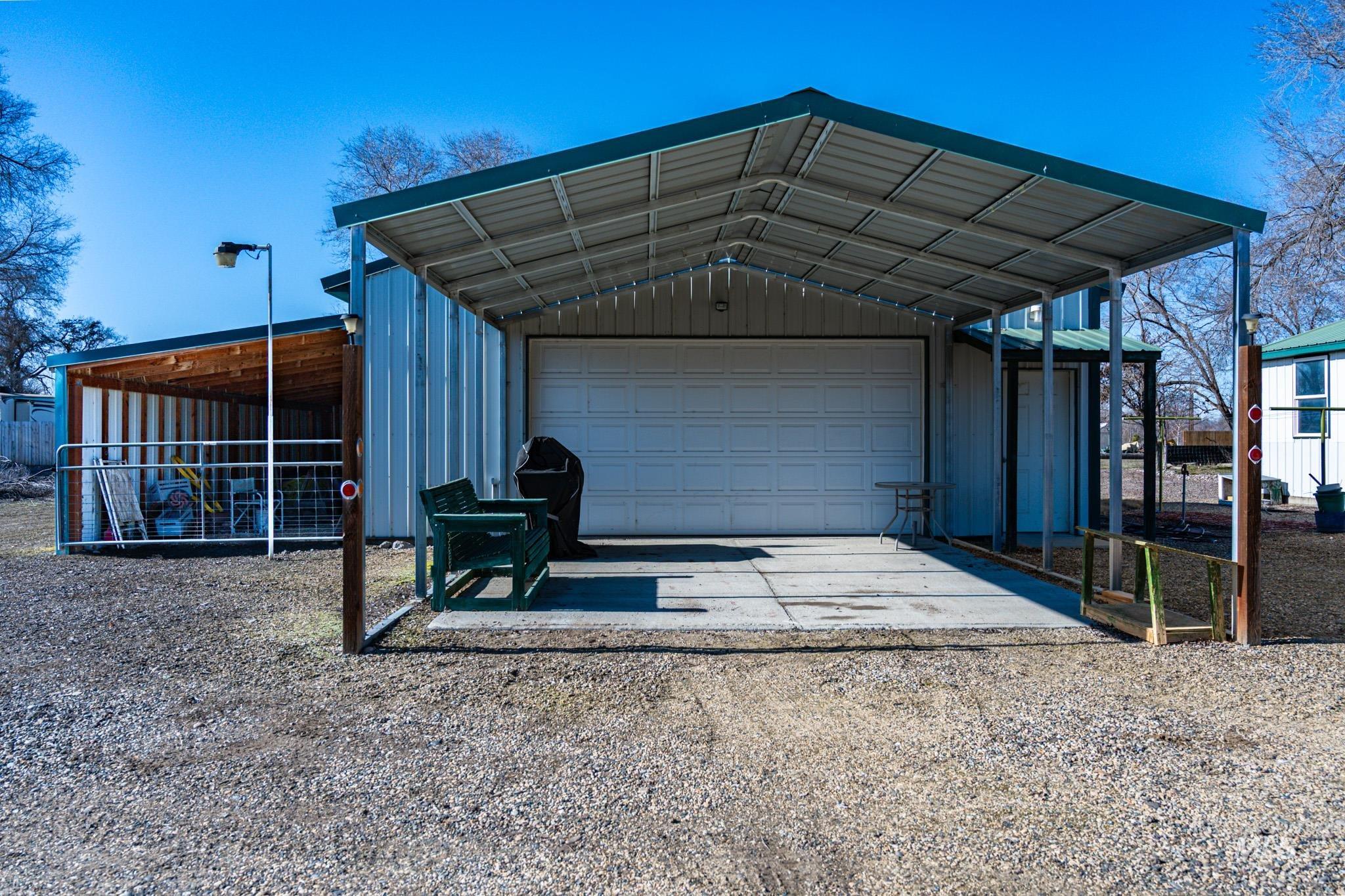 5589 Spur 95 Hwy Property Photo 43