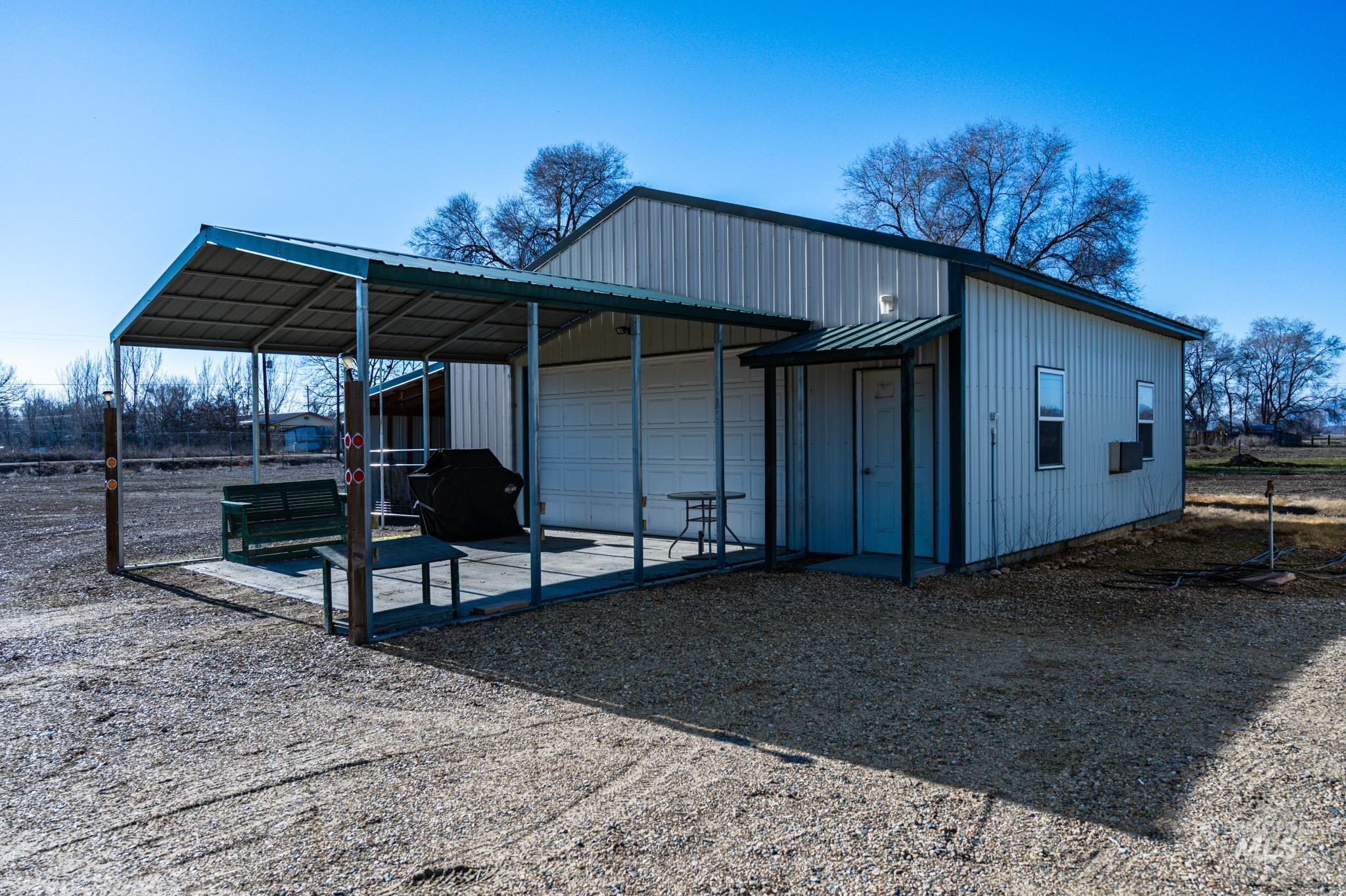 5589 Spur 95 Hwy Property Photo 44