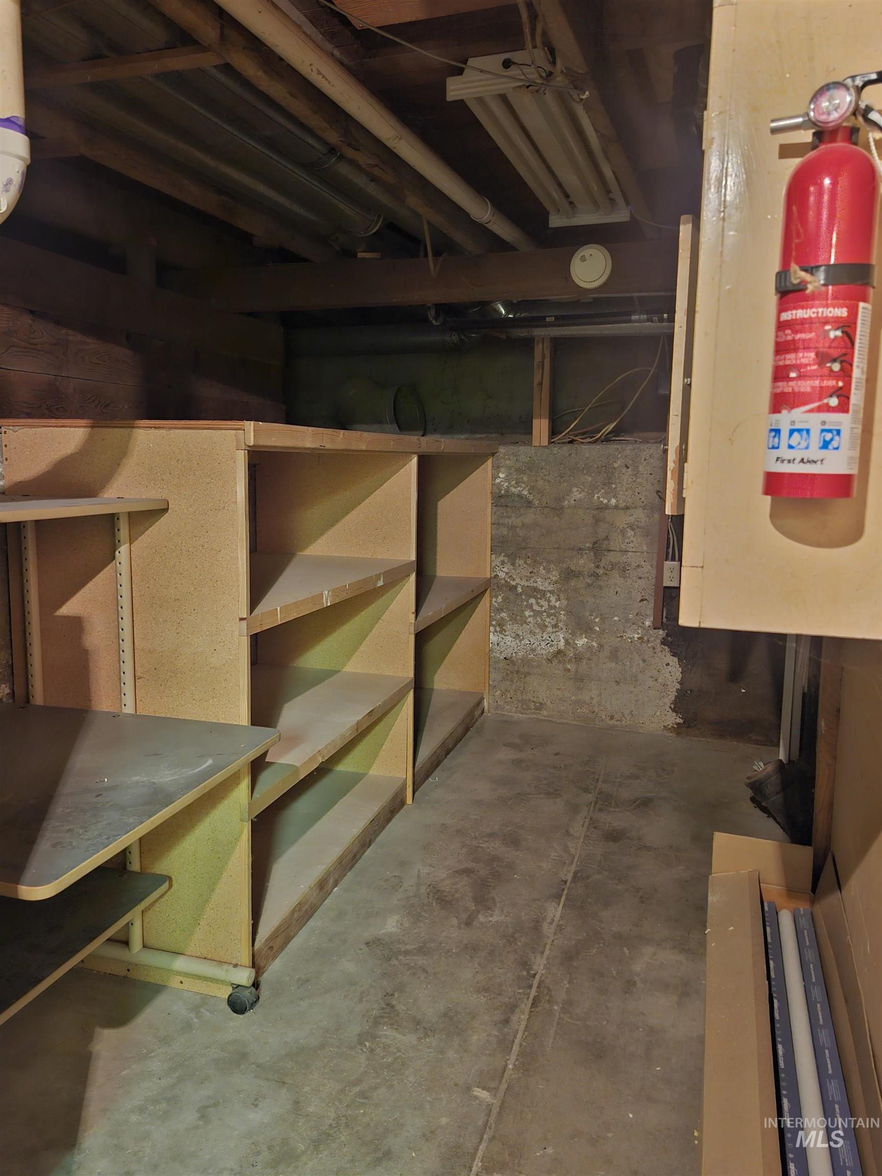 111 S Elder St Property Photo 33