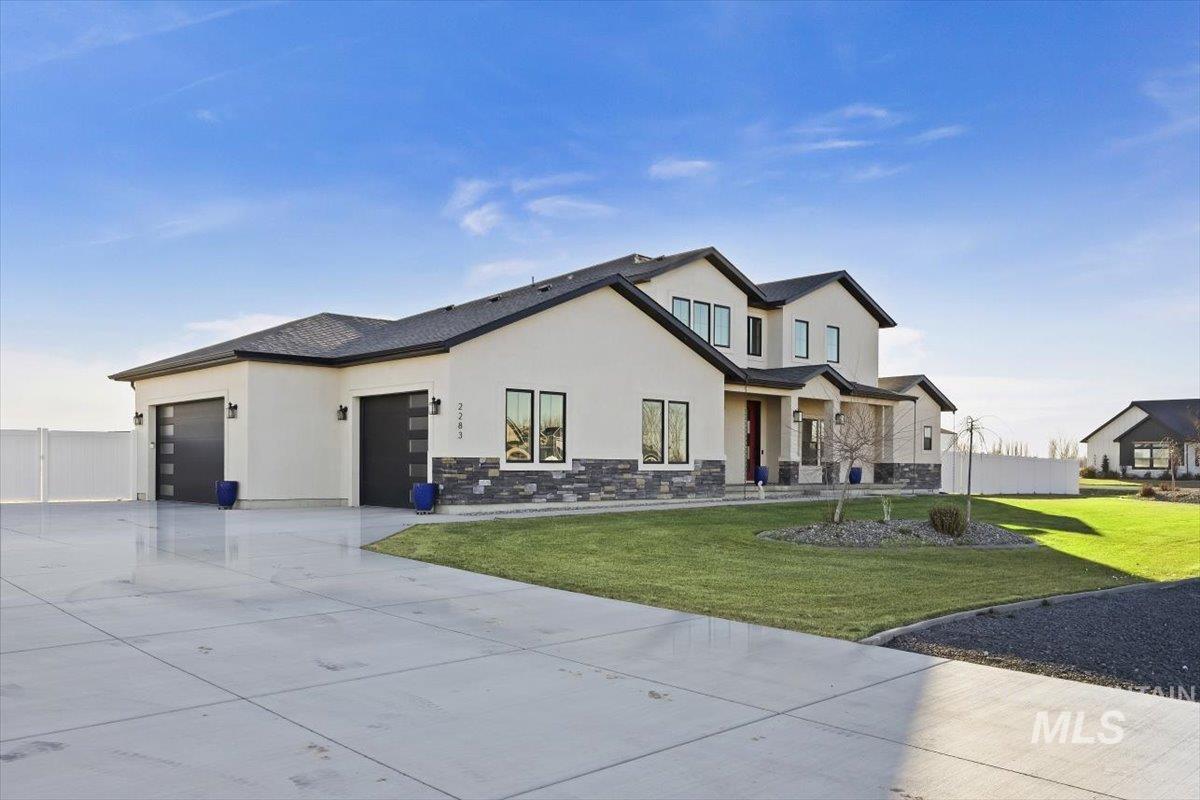 2283 E 4092 N Property Photo 3