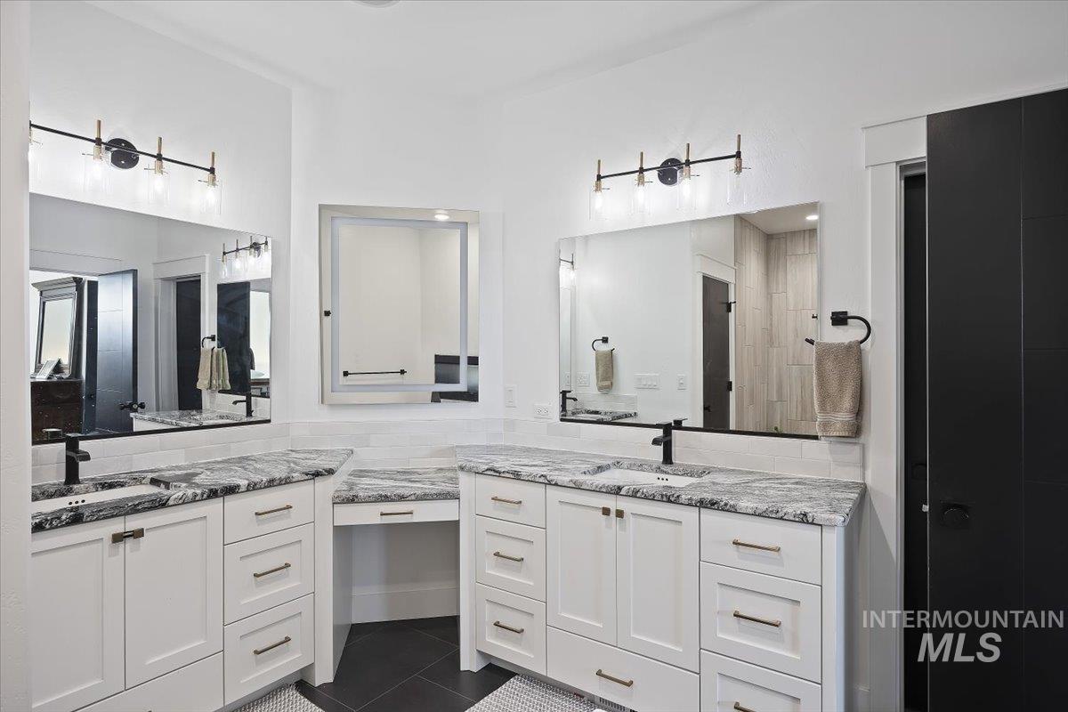 2283 E 4092 N Property Photo 25