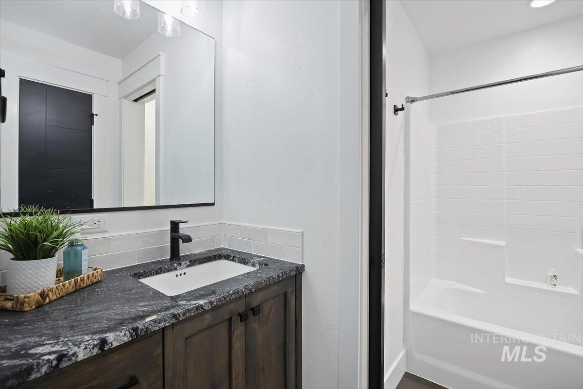 2283 E 4092 N Property Photo 29