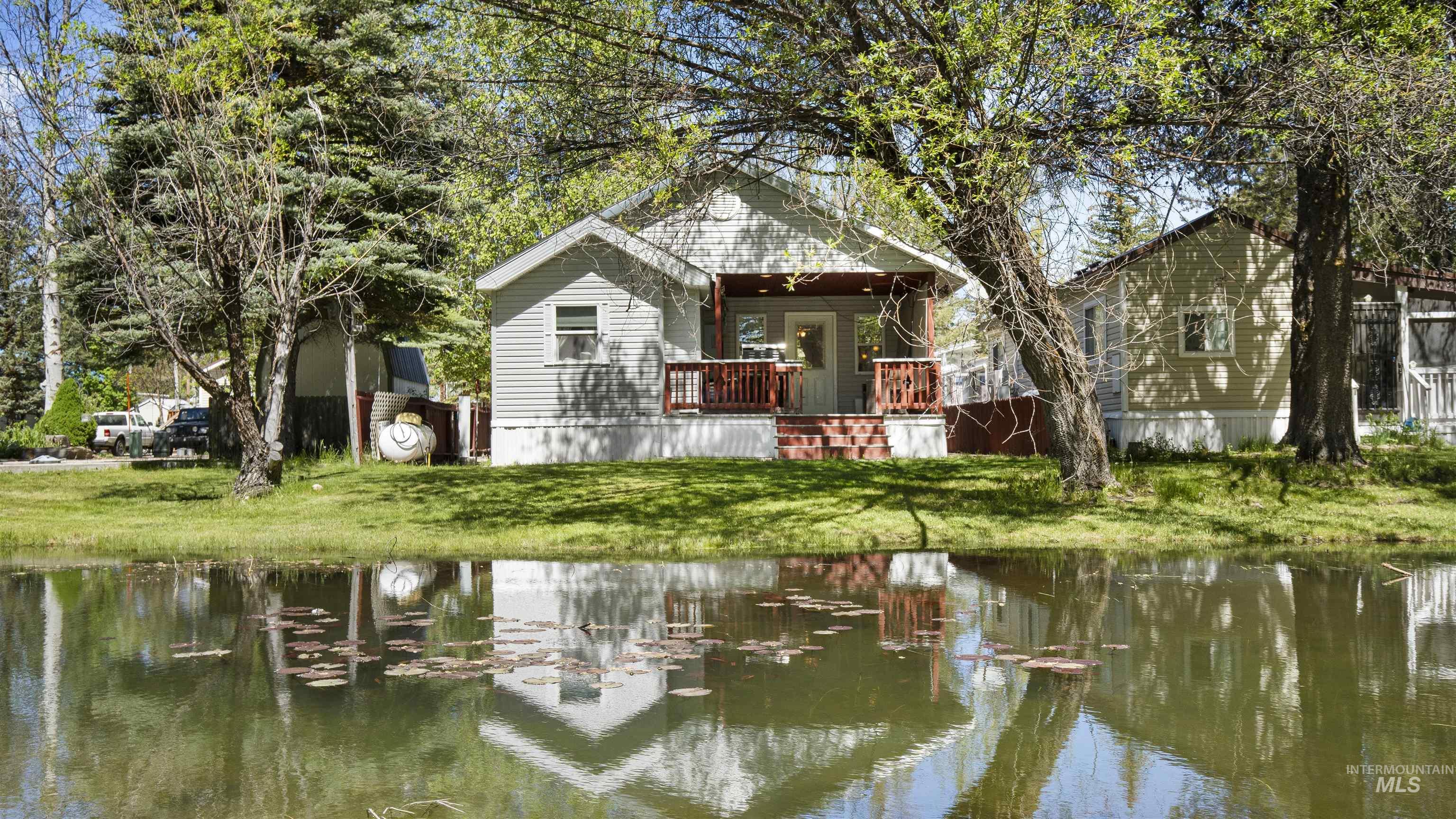 514 E13 Sawyer St Property Photo 1