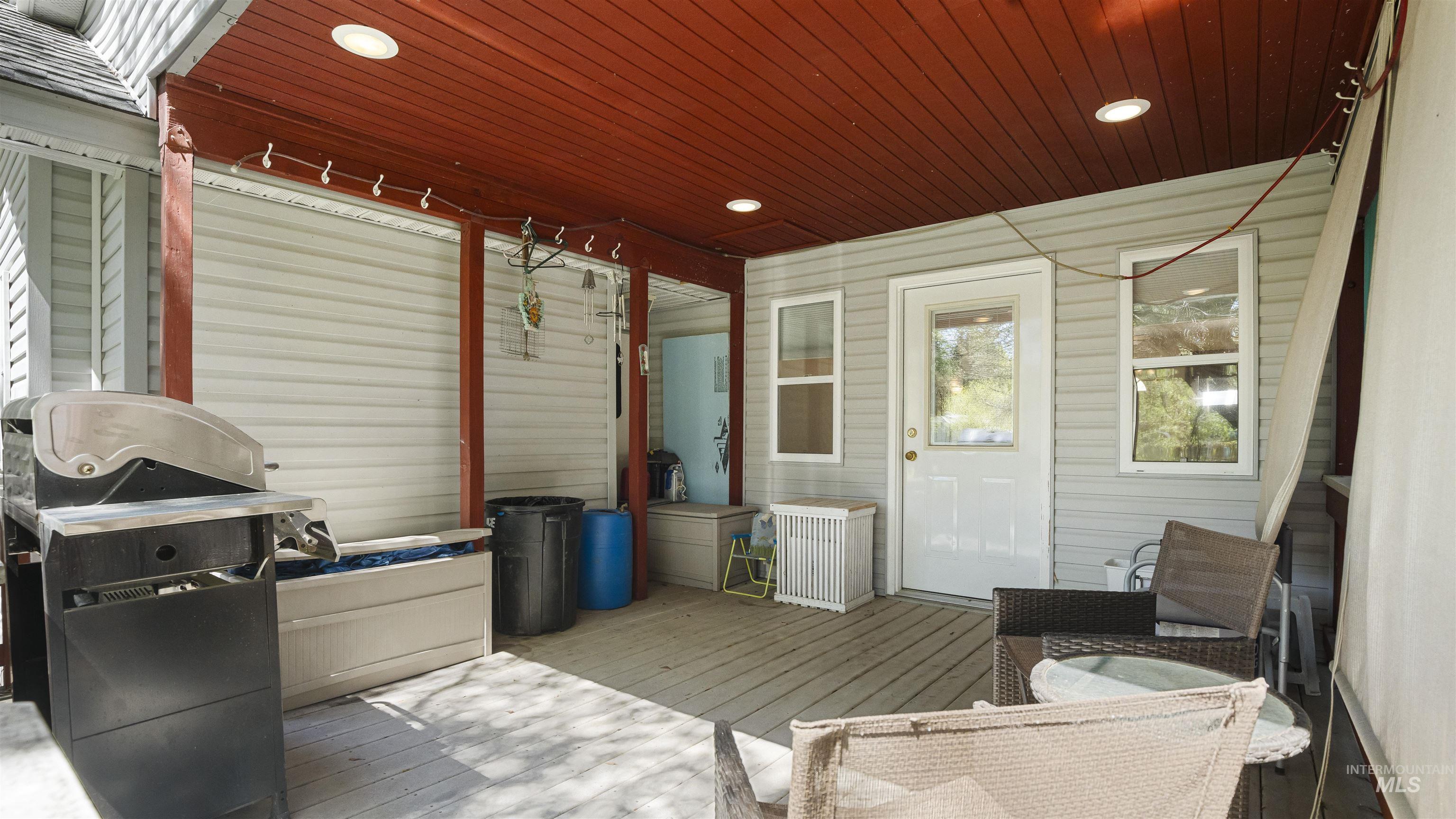 514 E13 Sawyer St Property Photo 16