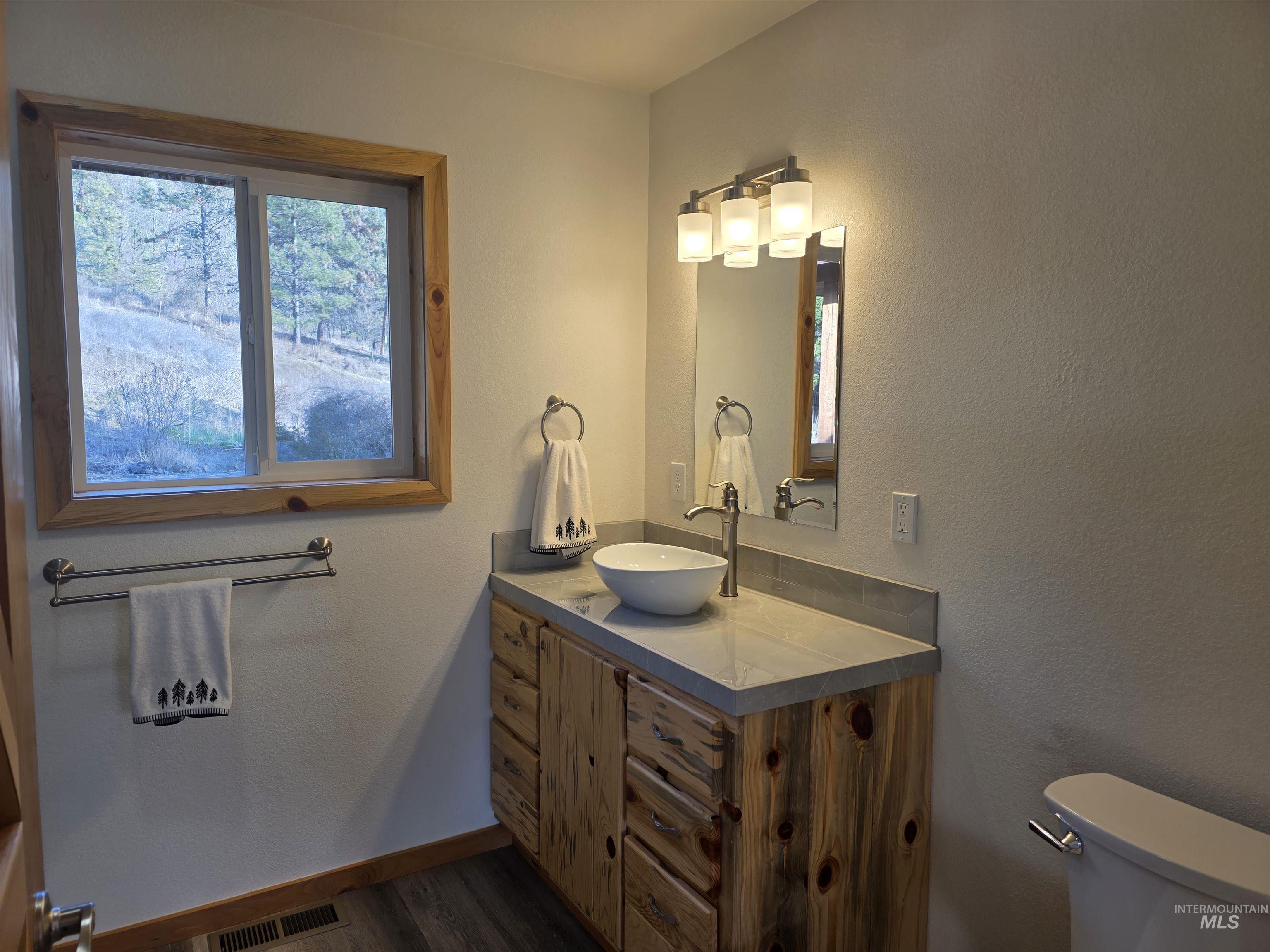 4157 Highway 12 Property Photo 23
