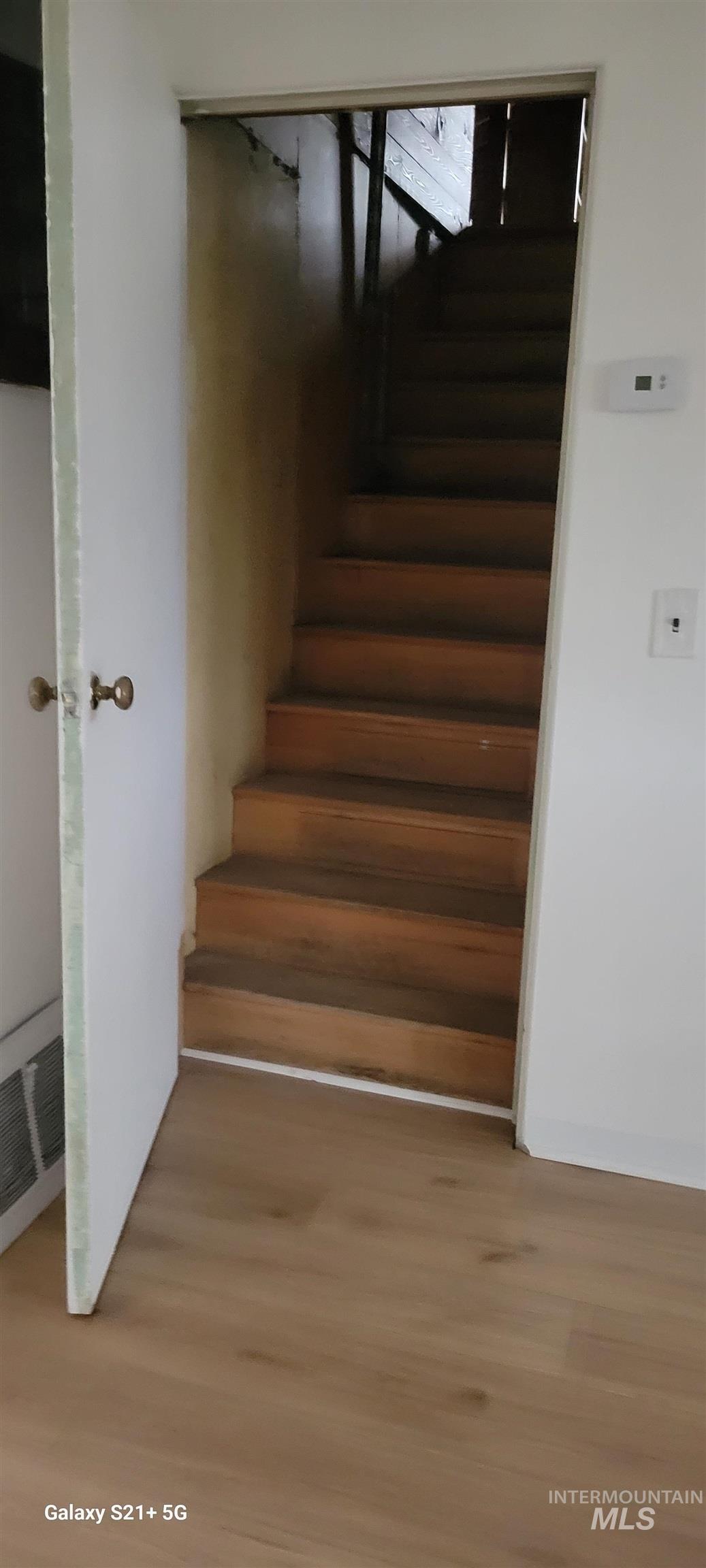 212 N 4th Property Photo 15