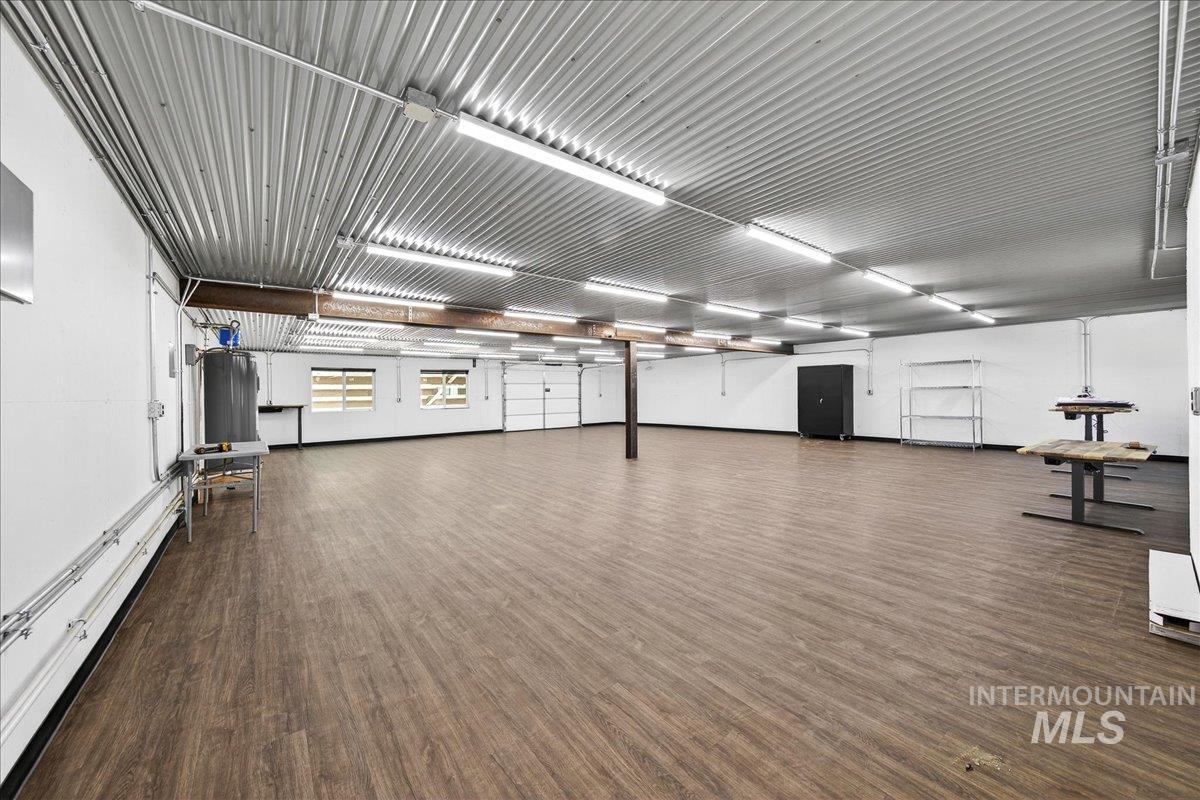2800 E Chicago St Property Photo 29