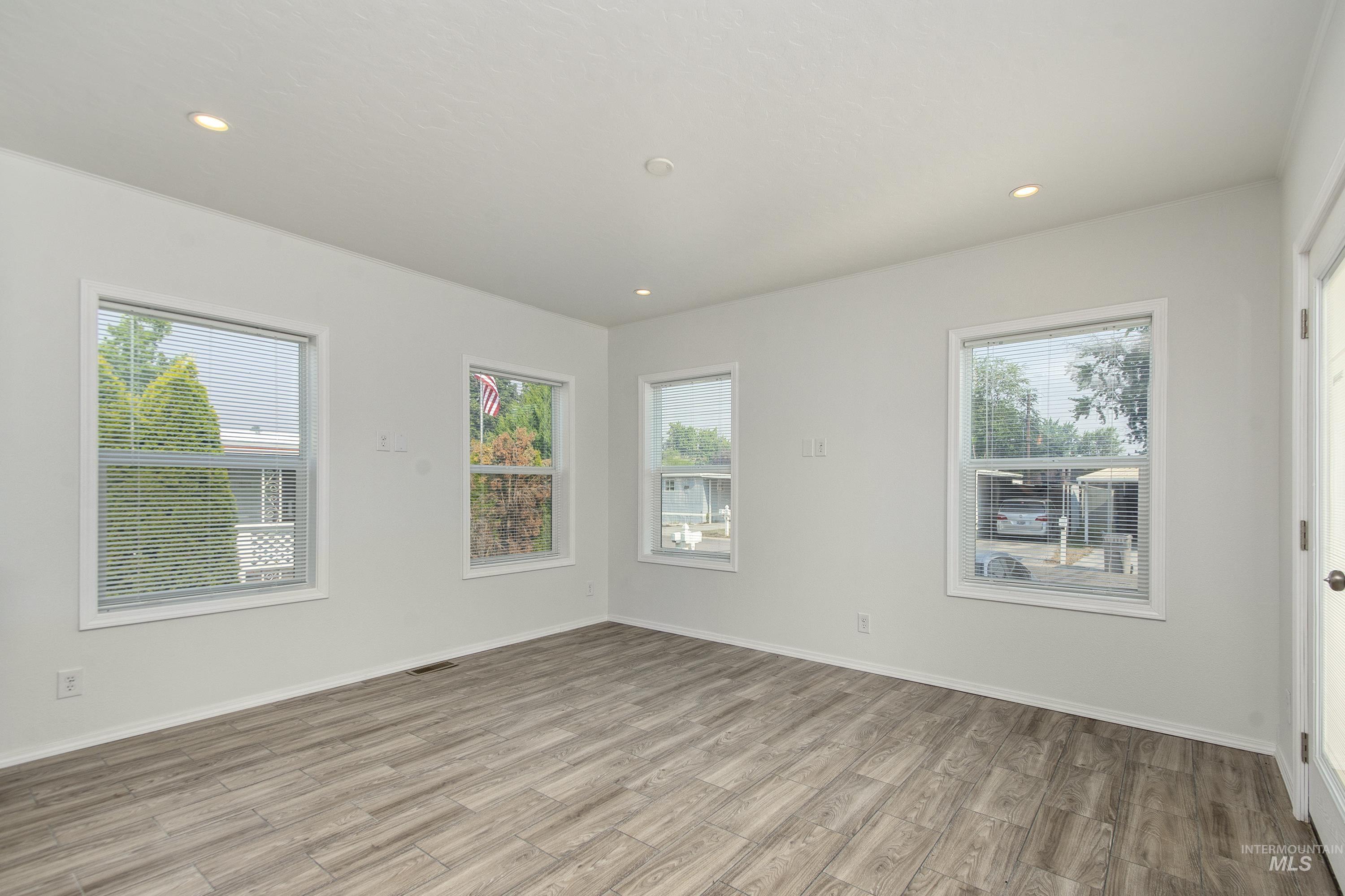 10701 W Ardyce Ln, #29 Property Photo 6