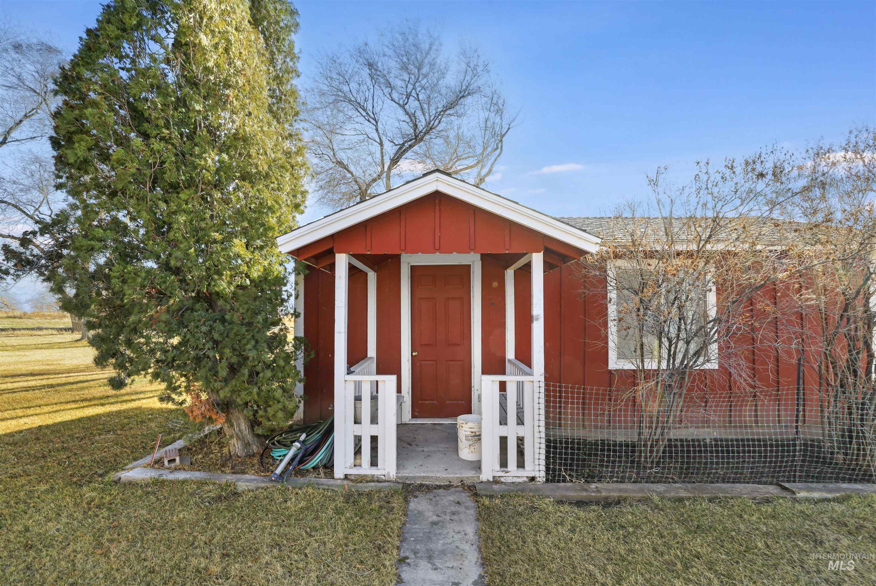 1443 E 4300 N Property Photo 31