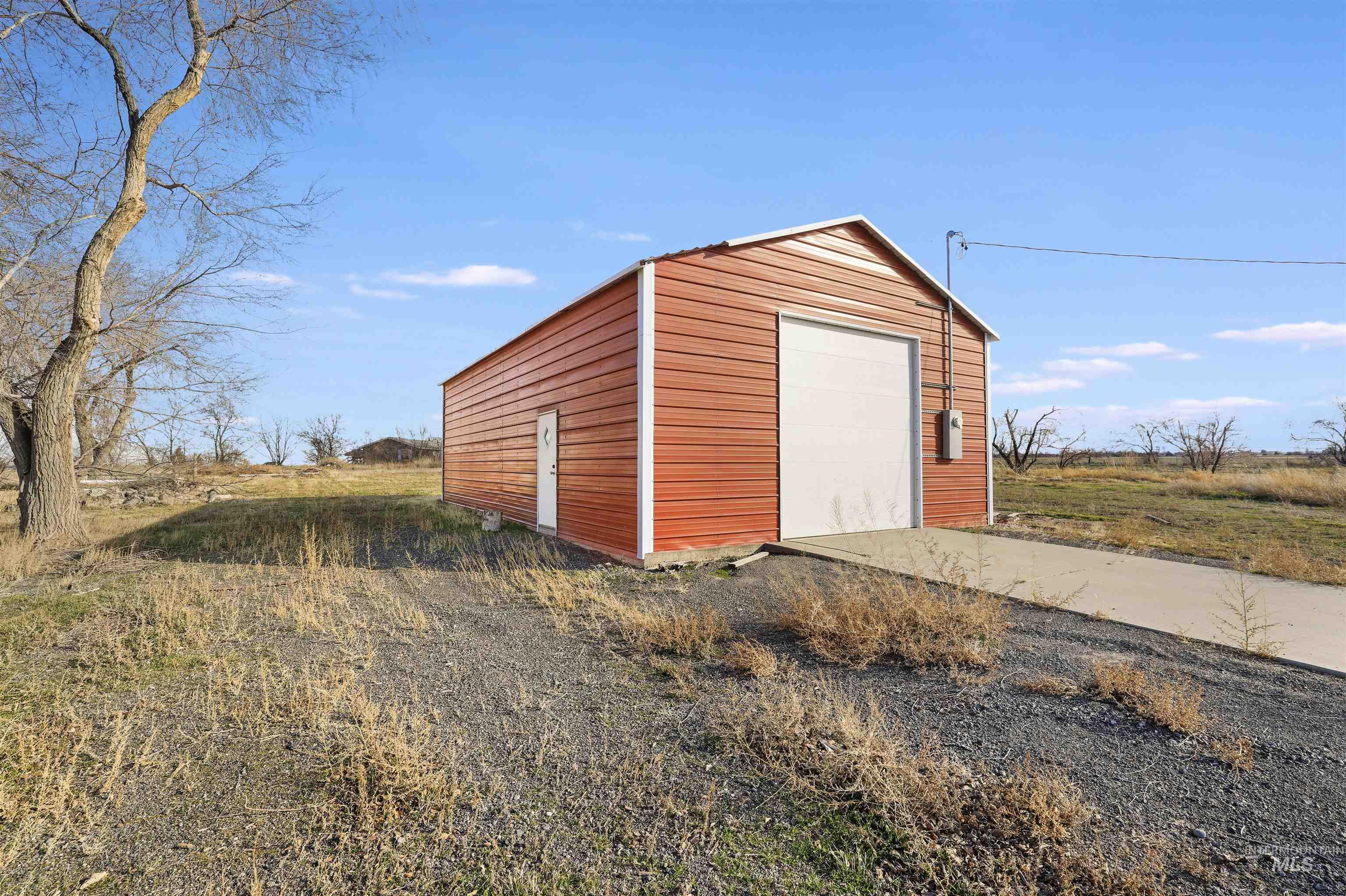 1443 E 4300 N Property Photo 32