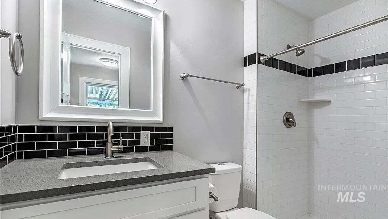 291 Lincoln St Property Photo 19