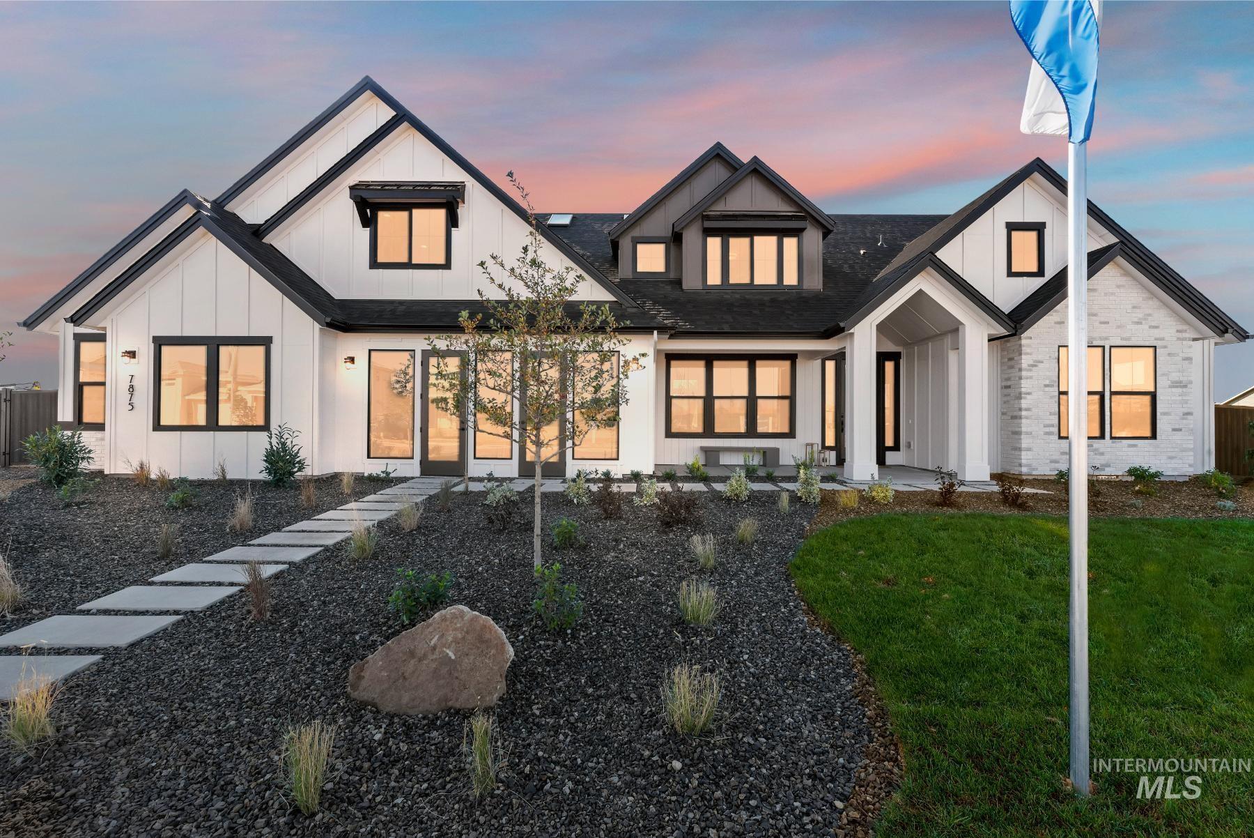 7900 W Flathead Lake St Property Photo 1
