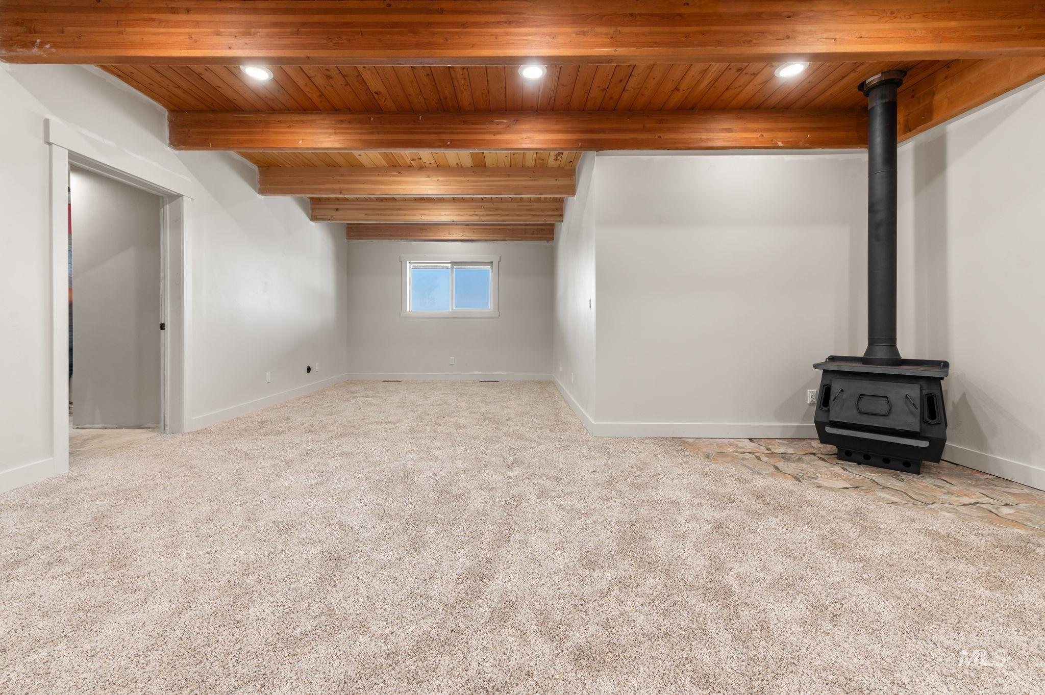 188 Golden Acres Drive Property Photo 10