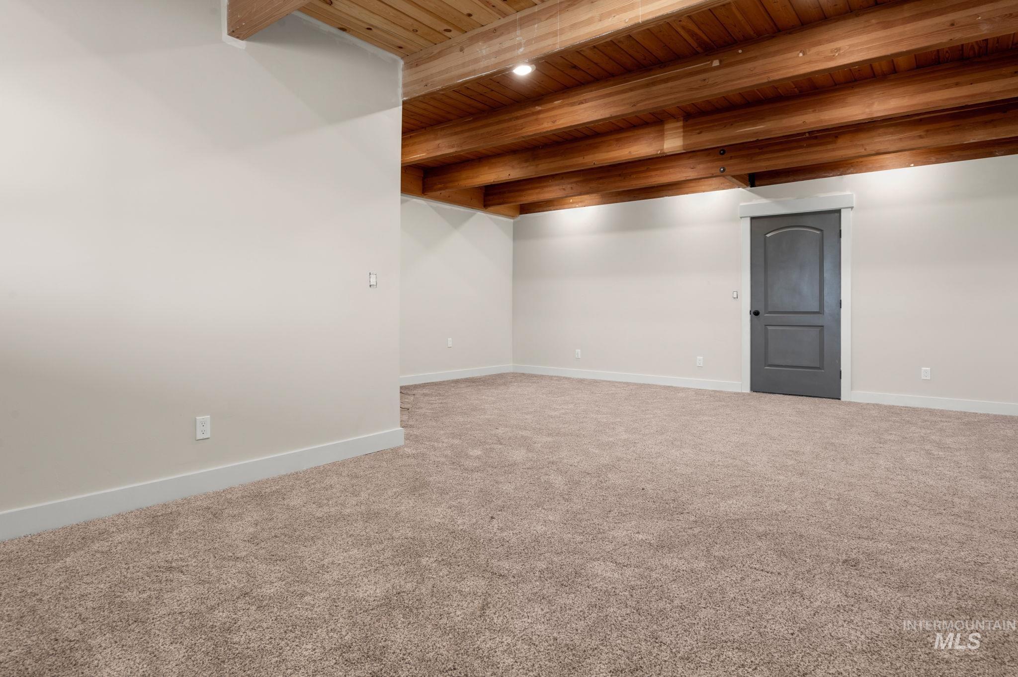 188 Golden Acres Drive Property Photo 11