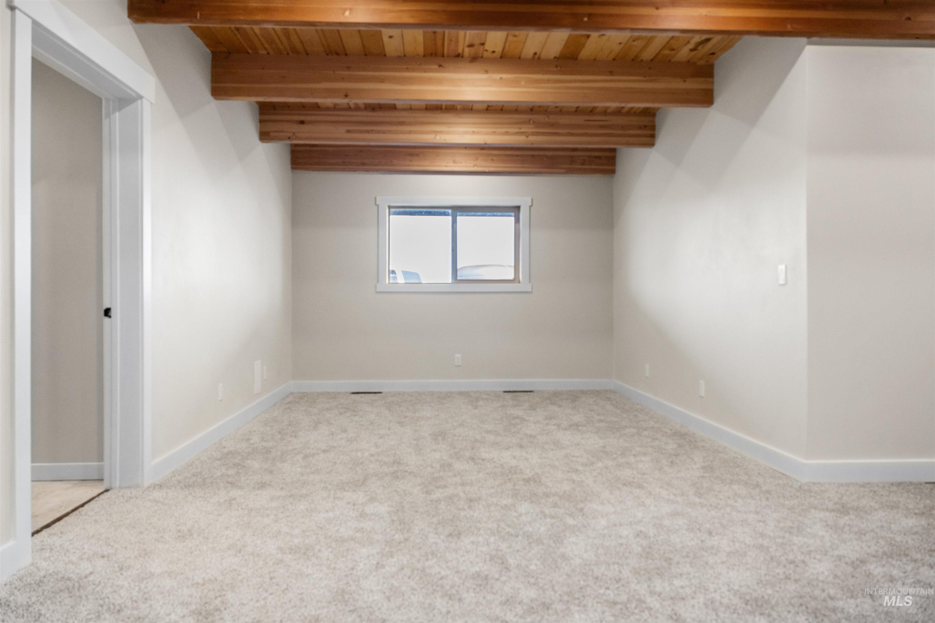 188 Golden Acres Drive Property Photo 12