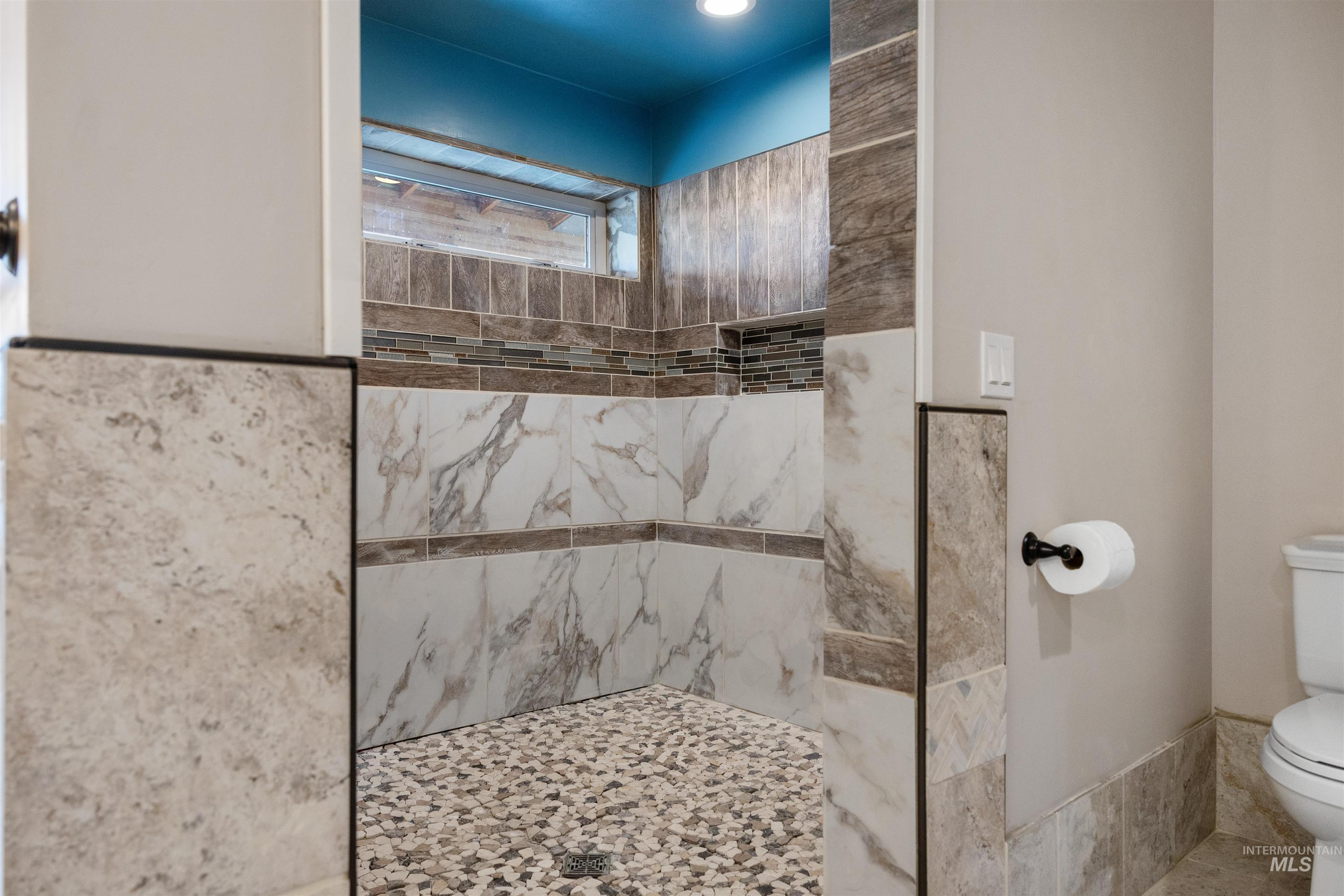 188 Golden Acres Drive Property Photo 15
