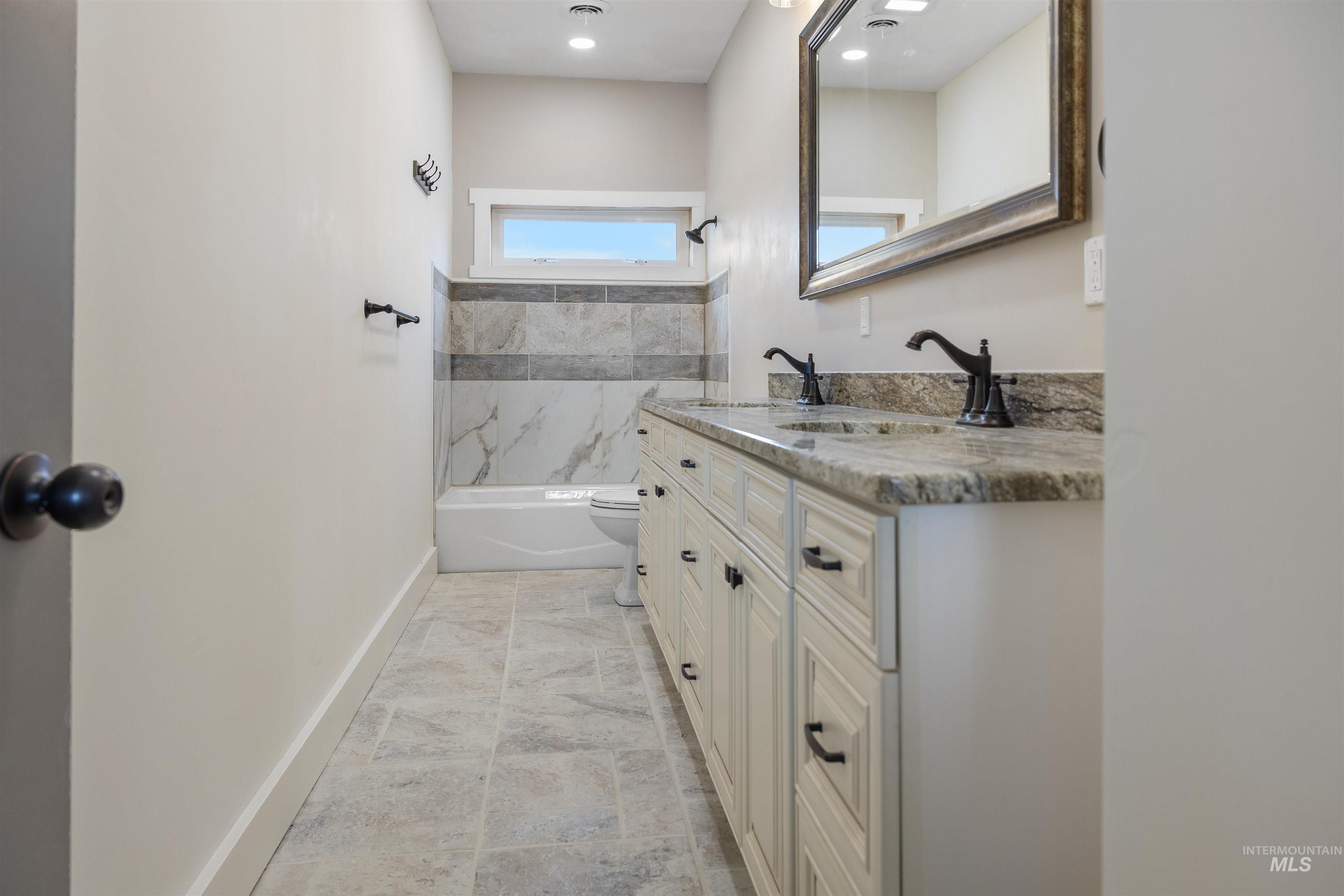 188 Golden Acres Drive Property Photo 22