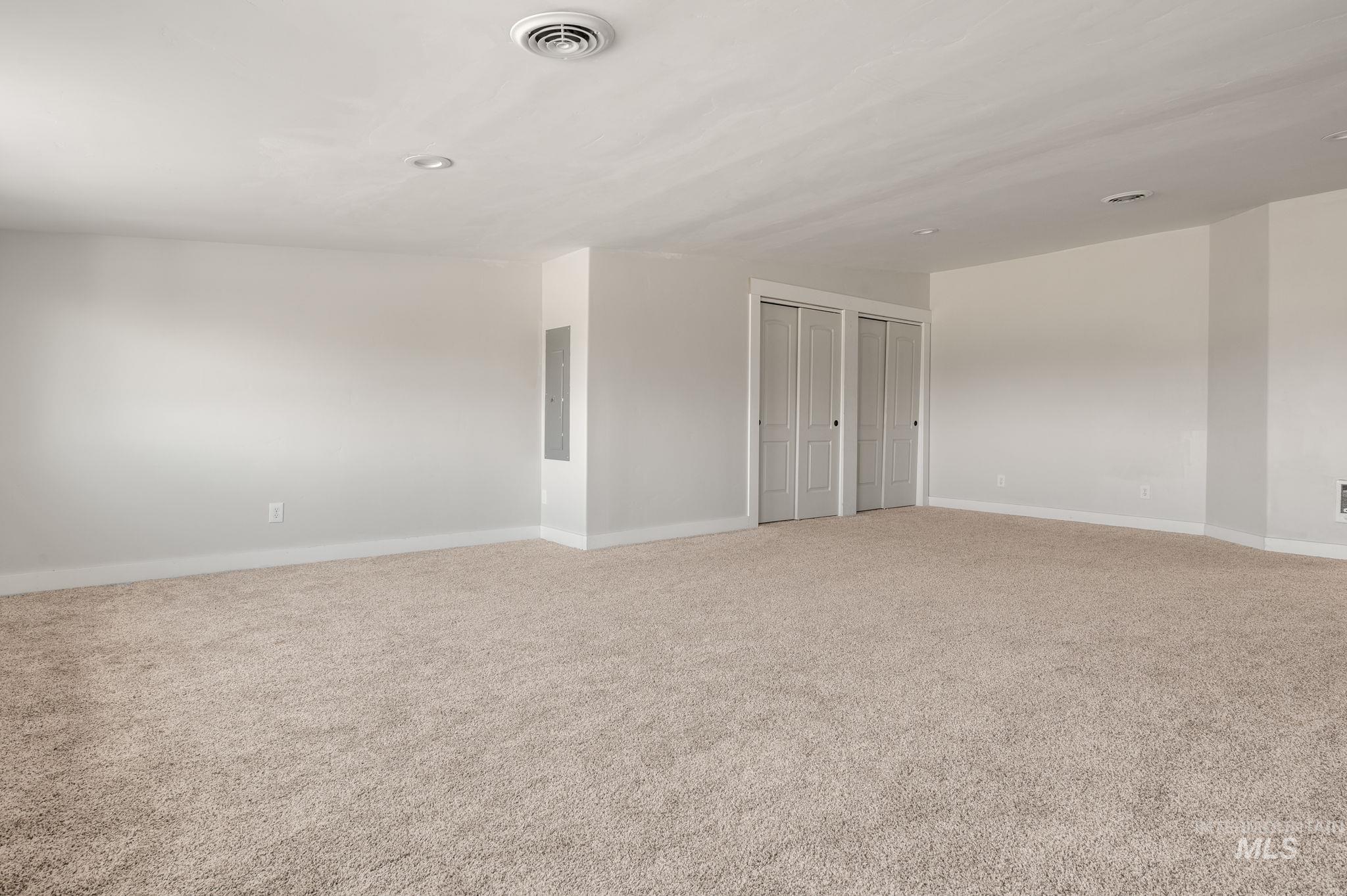 188 Golden Acres Drive Property Photo 27