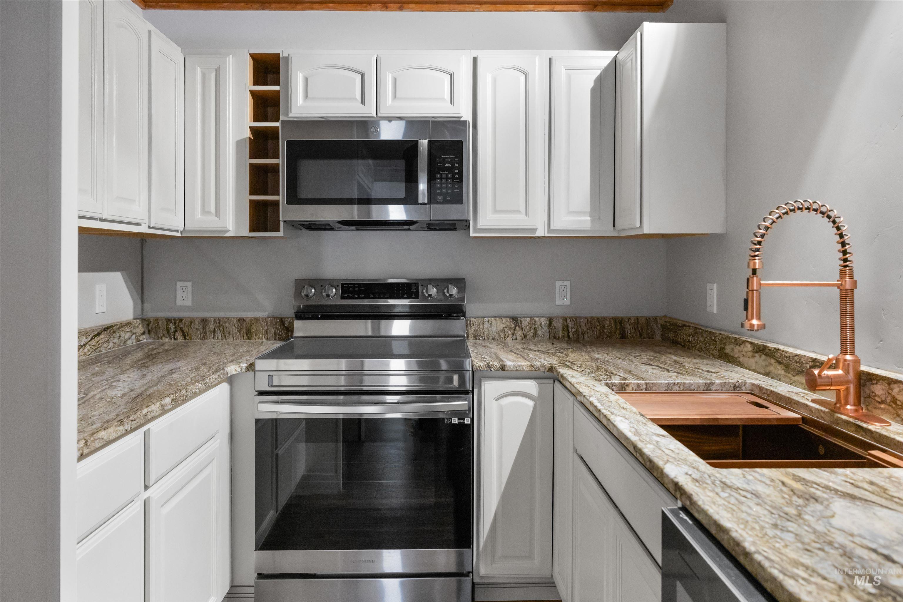 188 Golden Acres Drive Property Photo 35