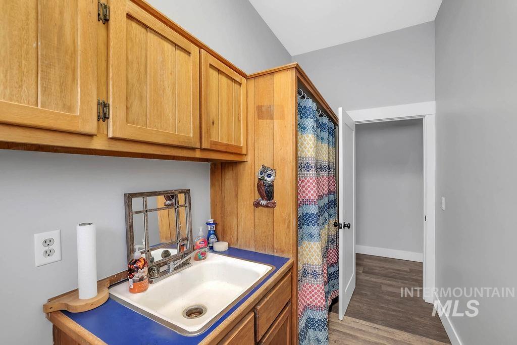 105 E Jacob St Property Photo 24