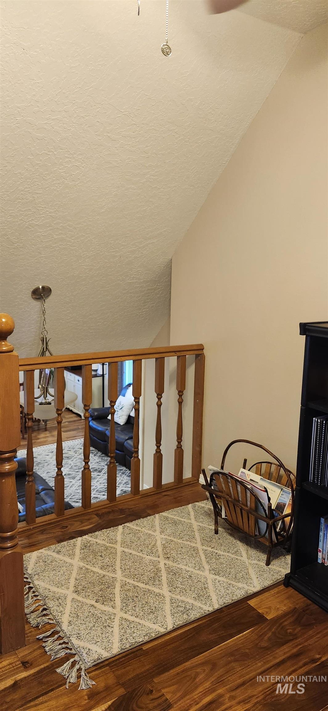 1027 Clear Creek Drive Property Photo 21