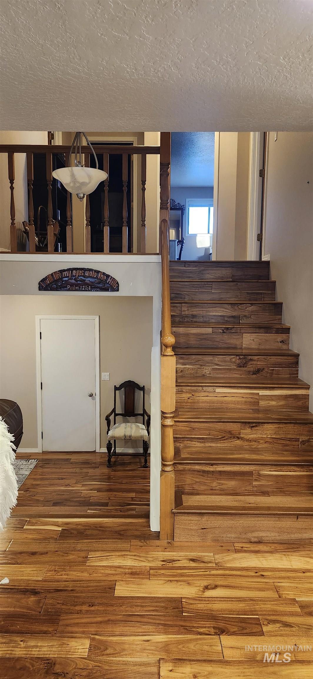 1027 Clear Creek Drive Property Photo 30