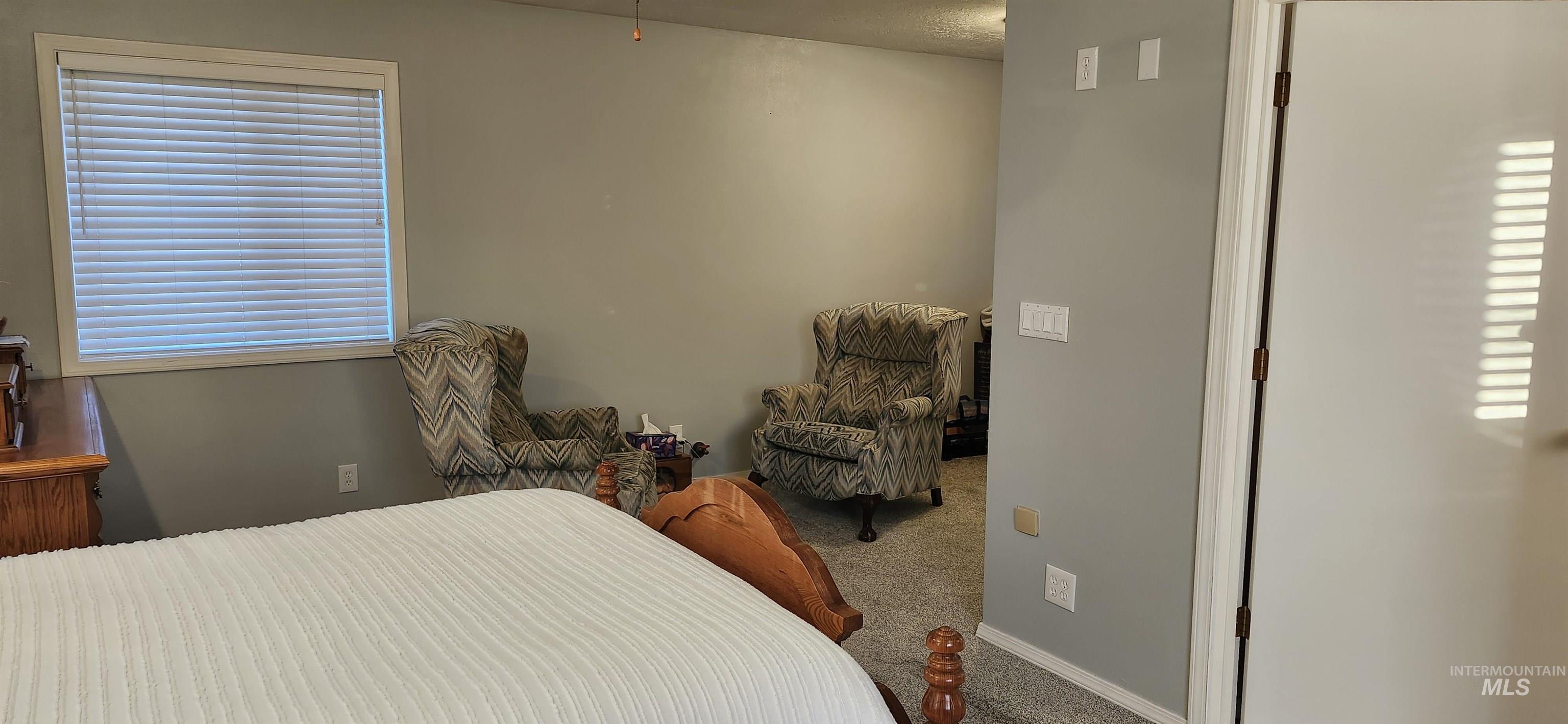 1027 Clear Creek Drive Property Photo 37