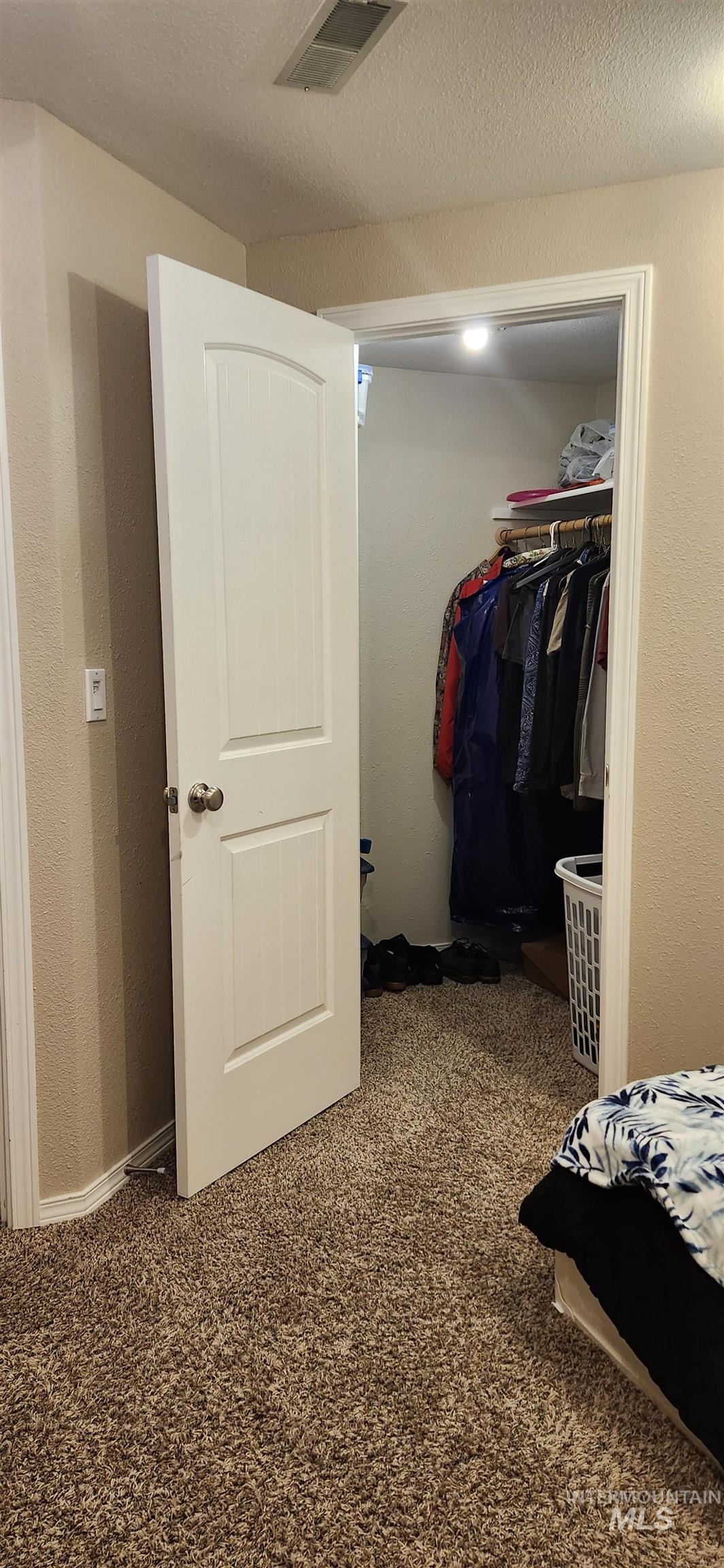 1027 Clear Creek Drive Property Photo 41