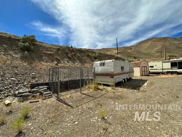 32214 Snake River Rd Property Photo 3