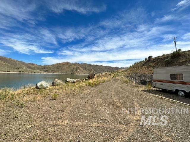 32214 Snake River Rd Property Photo 11