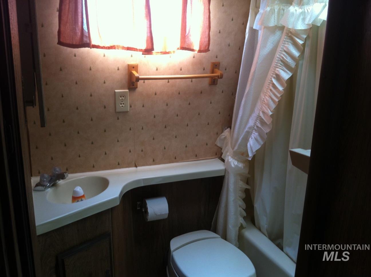 32214 Snake River Rd Property Photo 23