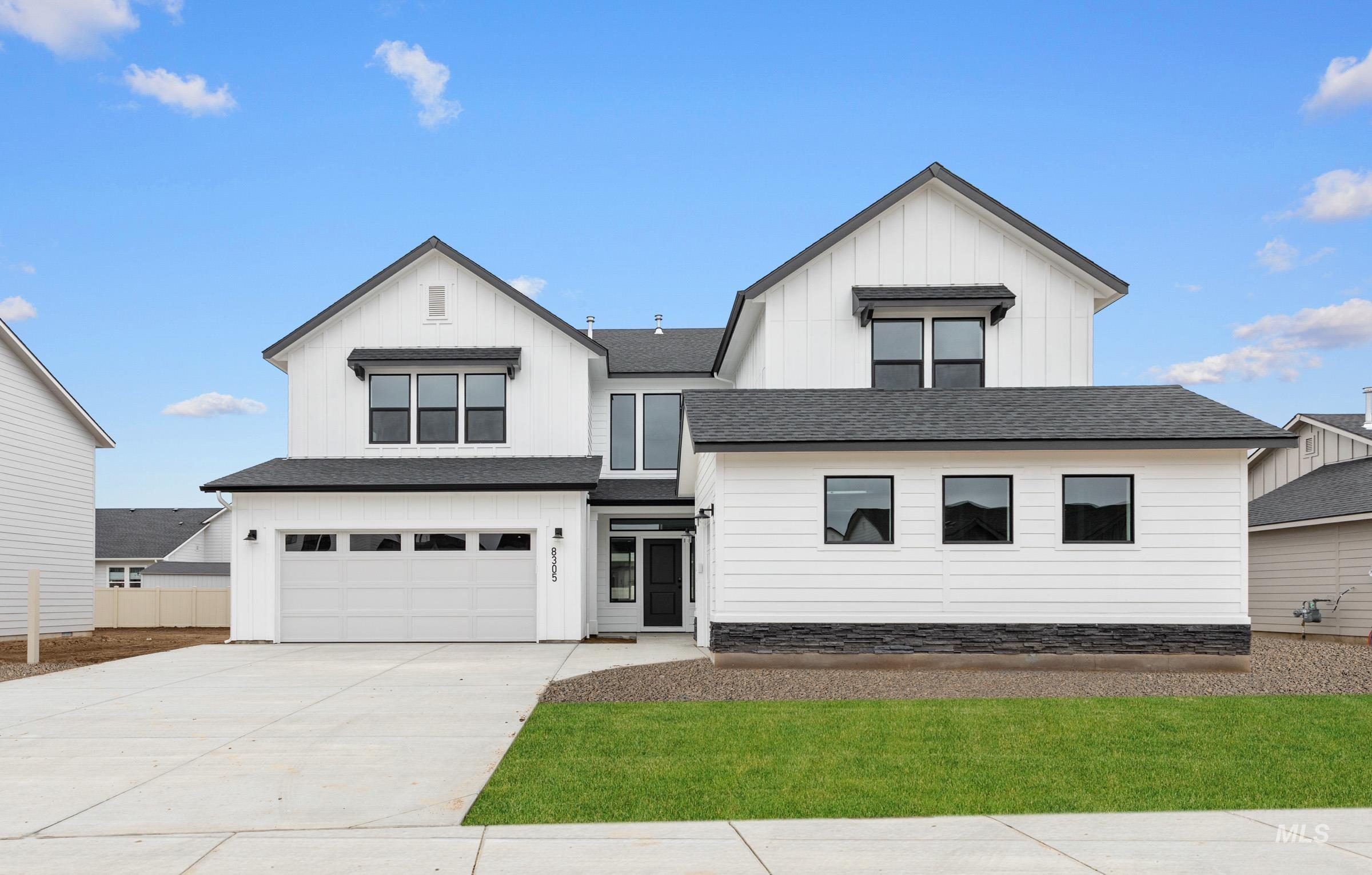 8305 E Bright Angel Dr Property Photo 1