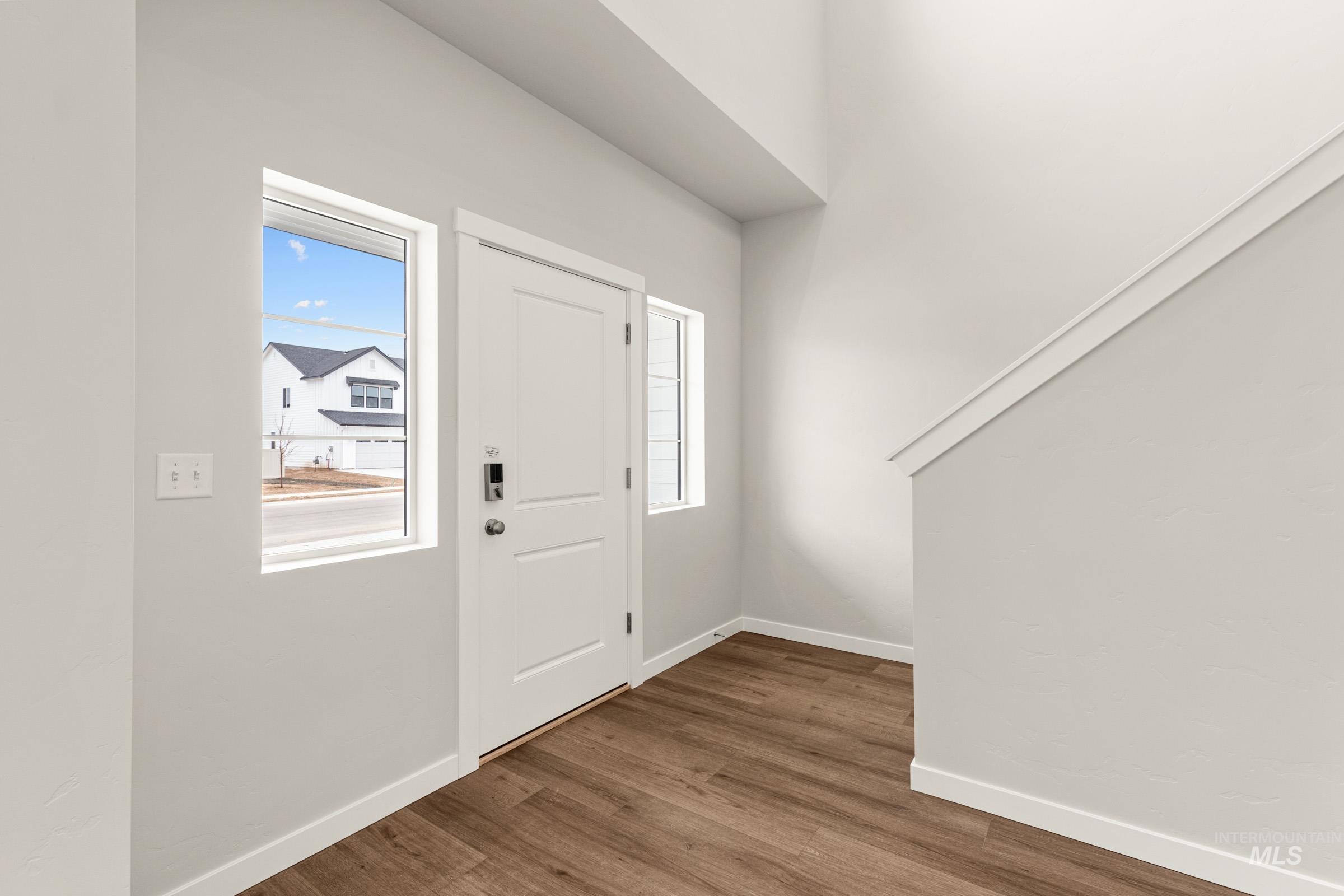 8294 E Bright Angel Dr Property Photo 2