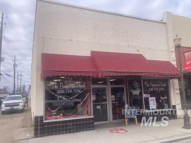 431 State St Property Photo 15