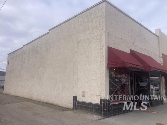 431 State St Property Photo 17