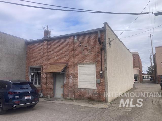 431 State St Property Photo 18