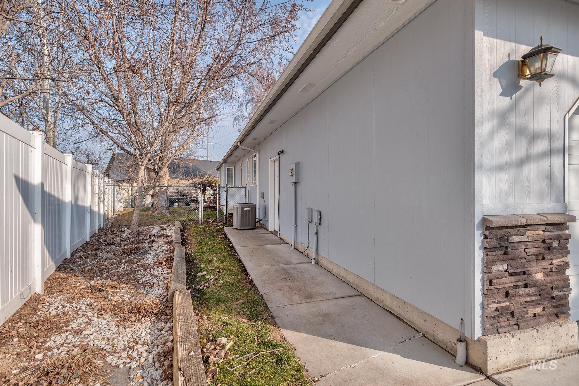 1063 Nw 2nd Ave Property Photo 43