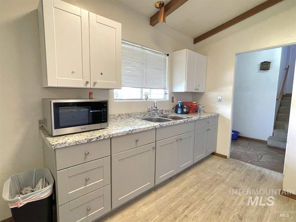 1036 Sw 1st Ave Property Photo 12