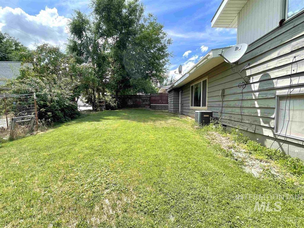 1036 Sw 1st Ave Property Photo 29