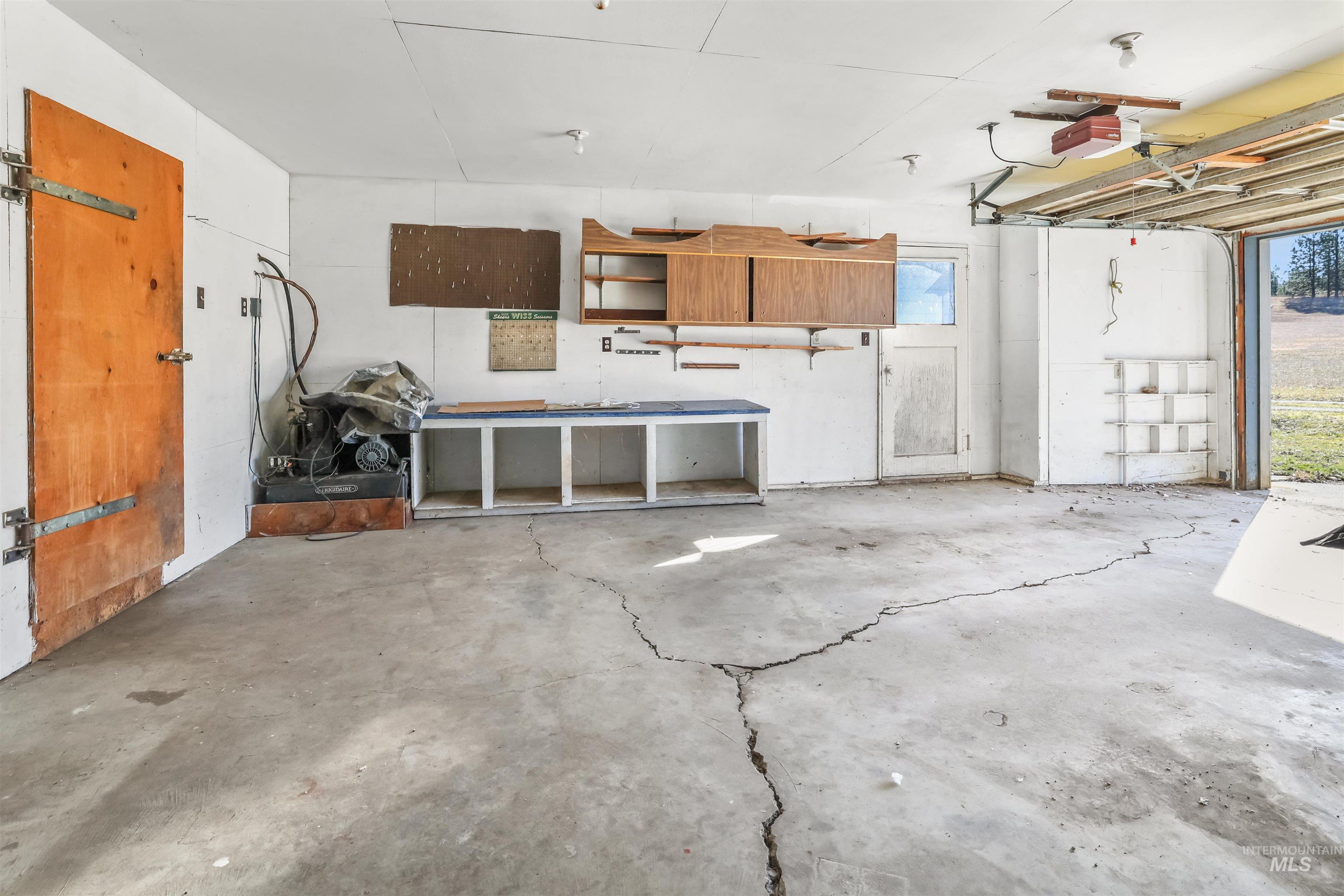 216 Ulmer Road Property Photo 32