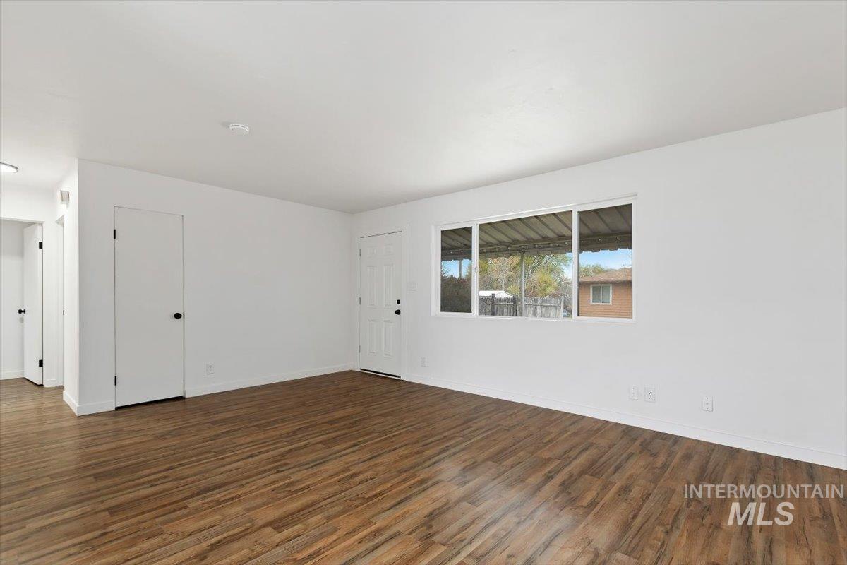 340 Taylor St. Property Photo 9