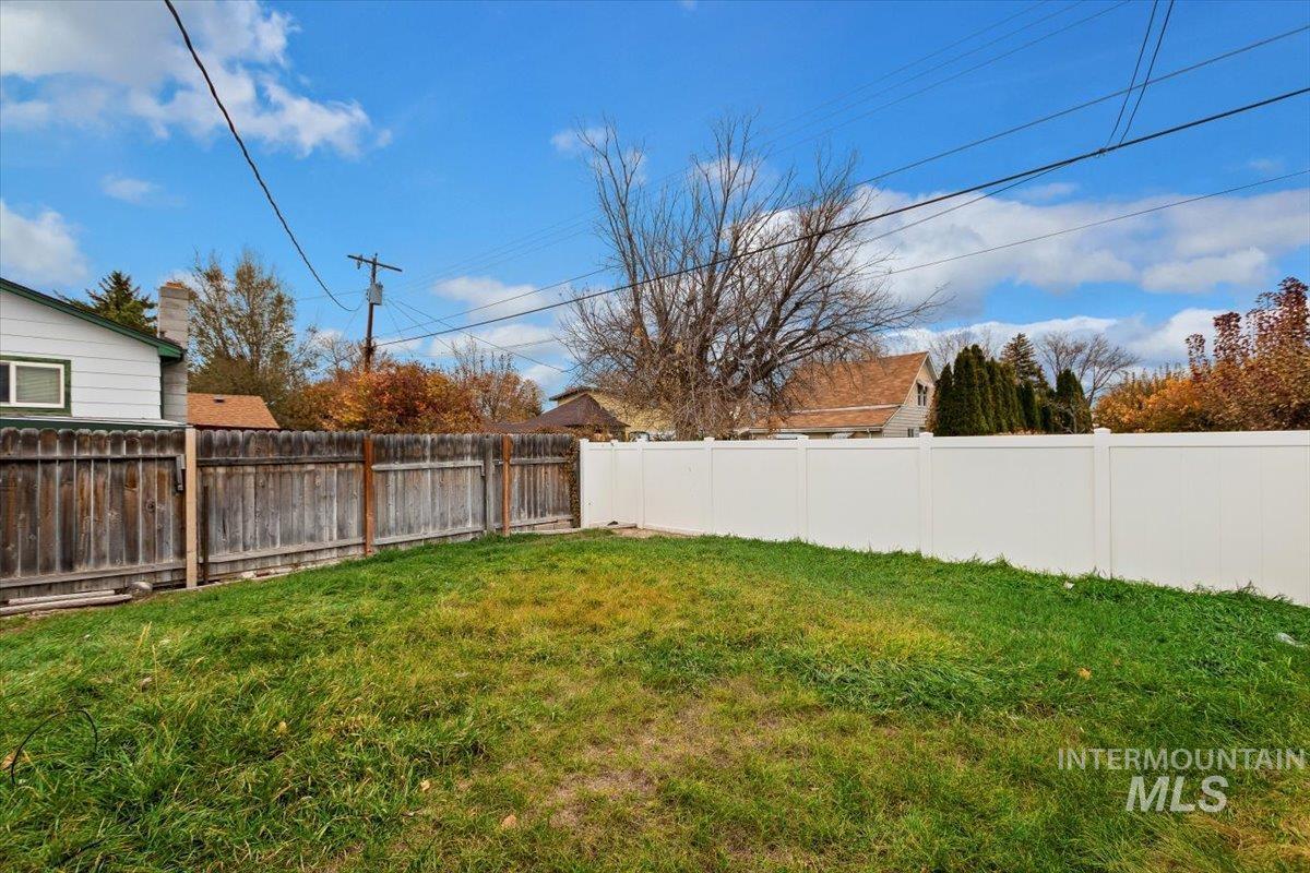 340 Taylor St. Property Photo 25