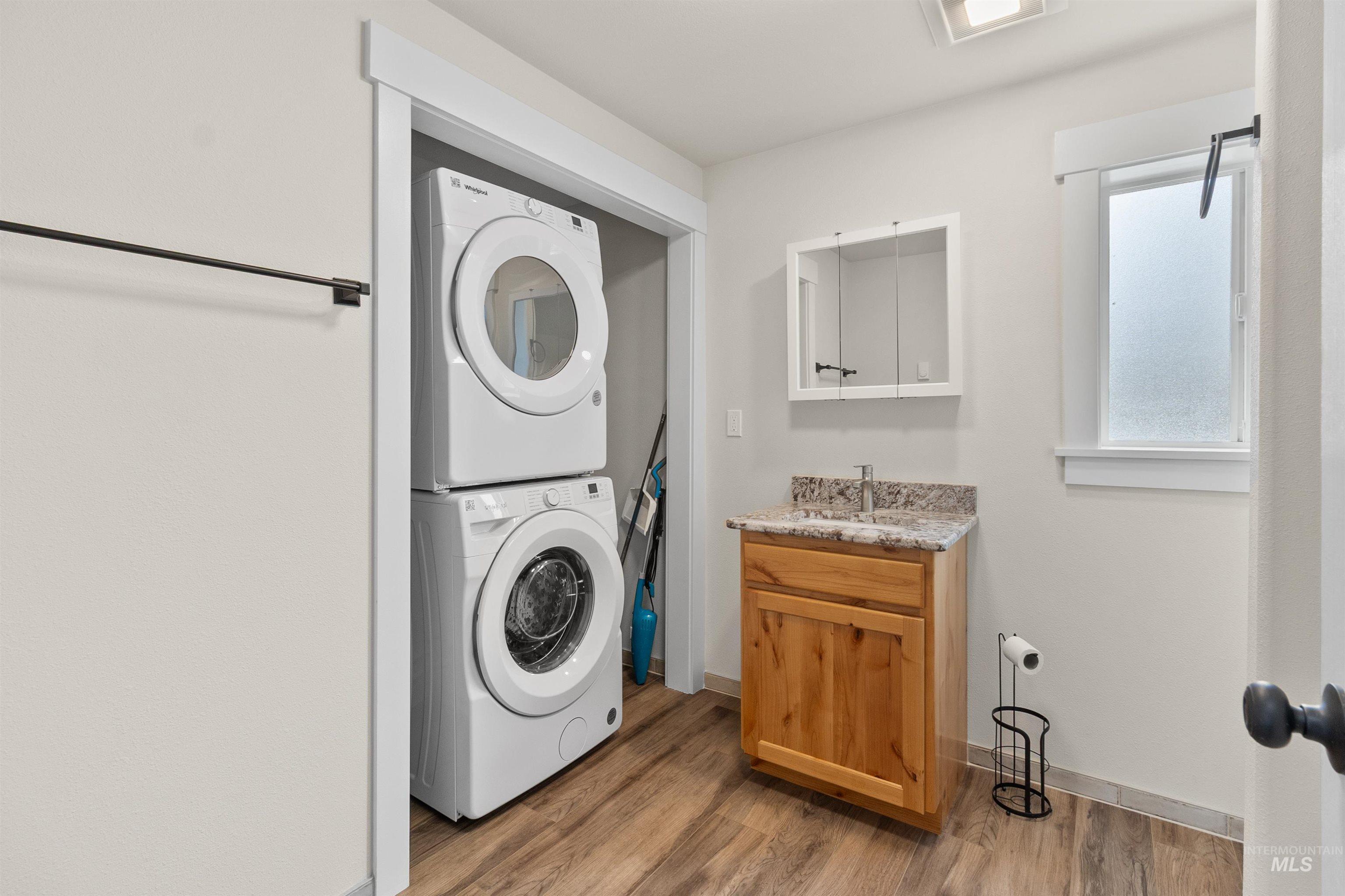 1605 E F Street Property Photo 29